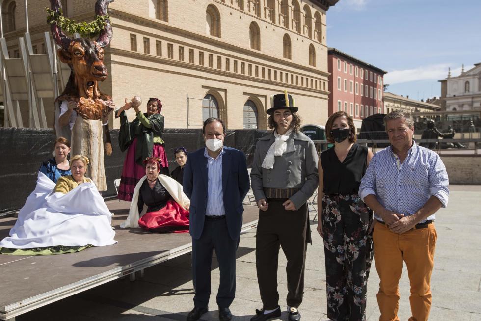 Las pinturas de Goya cobran vida en la plaza del Pilar