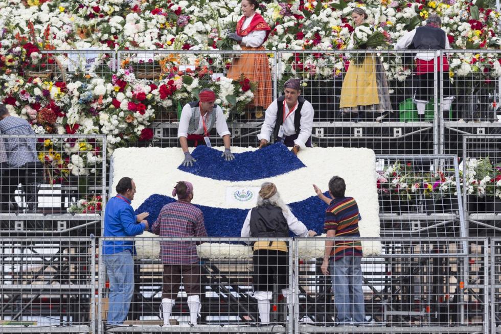 A pocos días de que comiencen las ‘no fiestas’ del Pilar 2021, nos ponemos nostálgicos y tiramos de archivo para recordar algunos de los mejores momentos que nos dejaron los Pilares del 2019, los últimos que vivimos antes de que el covid irrumpiera en nuestras vidas, llenos de conciertos, ferias, música... y mucha gente y alegría en las calles.