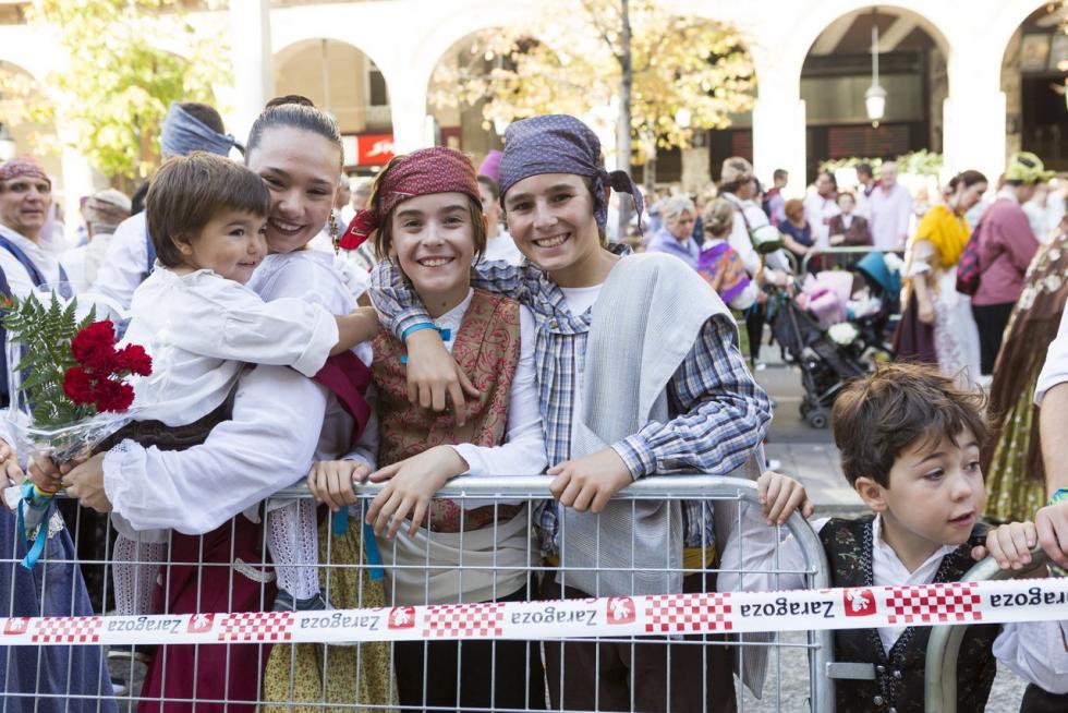 A pocos días de que comiencen las ‘no fiestas’ del Pilar 2021, nos ponemos nostálgicos y tiramos de archivo para recordar algunos de los mejores momentos que nos dejaron los Pilares del 2019, los últimos que vivimos antes de que el covid irrumpiera en nuestras vidas, llenos de conciertos, ferias, música... y mucha gente y alegría en las calles.