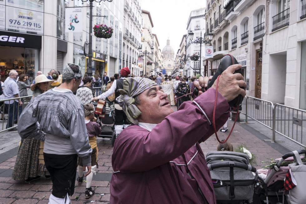 A pocos días de que comiencen las ‘no fiestas’ del Pilar 2021, nos ponemos nostálgicos y tiramos de archivo para recordar algunos de los mejores momentos que nos dejaron los Pilares del 2019, los últimos que vivimos antes de que el covid irrumpiera en nuestras vidas, llenos de conciertos, ferias, música... y mucha gente y alegría en las calles.