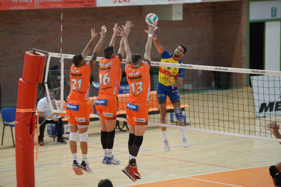 Partido de Voleibol Super Liga Masculina C.V. Teruel-Ushuaïa Ibiza Voley