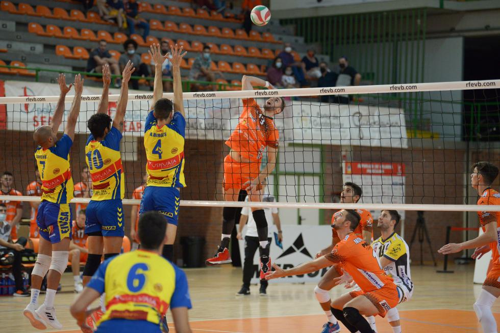 Partido de Voleibol Super Liga Masculina C.V. Teruel-Ushuaïa Ibiza Voley