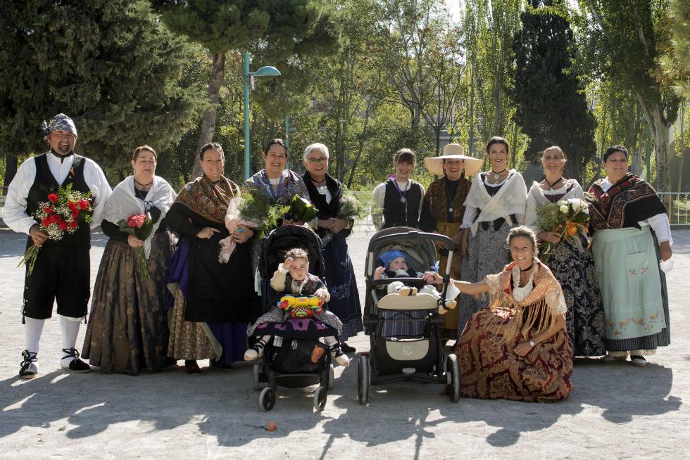 Grupos de la Ofrenda del Pilar 2021. Grupo Asoc de mujeres Santa Bárbara de la Ínsula Barataria