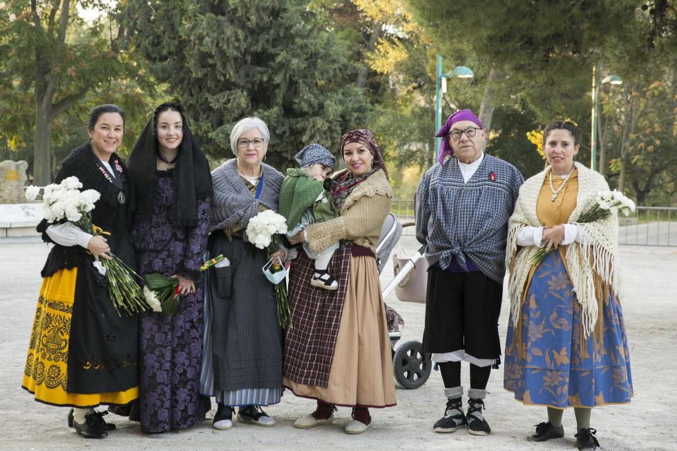 Grupos de la Ofrenda del Pilar 2021. Grupo Bolilleras La Joyosa