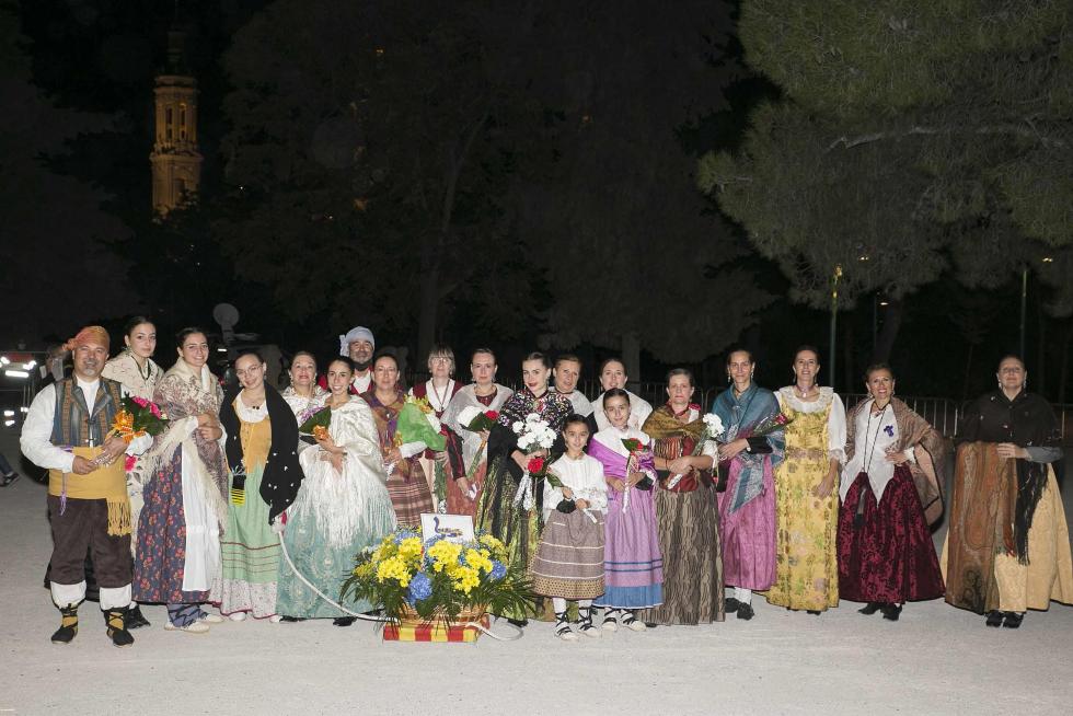 Grupos de la Ofrenda del Pilar 2021. Grupo Club Patín Mesaches