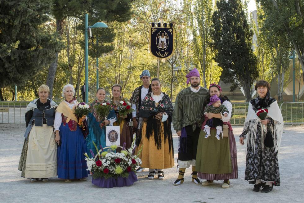 Grupos de la Ofrenda del Pilar 2021. Grupo Cofradía de la Semana Santa Casetas