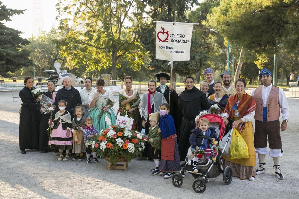 Grupos de la Ofrenda del Pilar 2021. Grupo Colegio Romareda