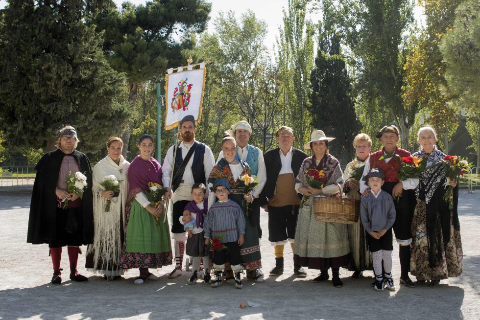 Grupos de la Ofrenda del Pilar 2021. Grupo De la Cruz García