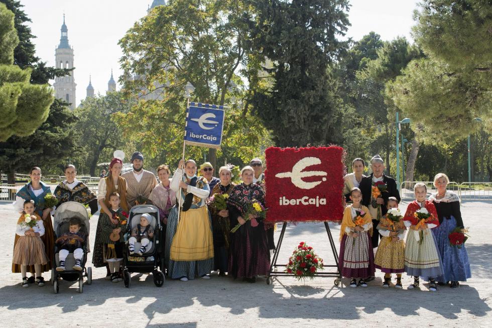 Grupos de la Ofrenda del Pilar 2021. Grupo Ibercaja