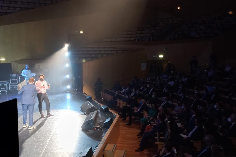 Magia para arrancar la gala de Heraldo