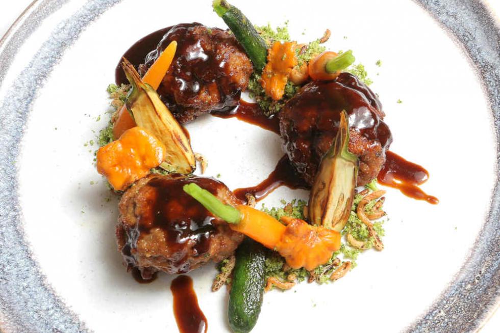 Ternasco de TA con salsa oriental de Celebris.