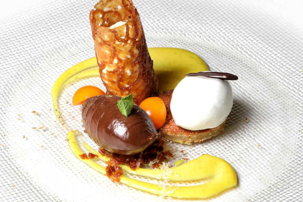 Chocolate con curri y coco de Absimtiun.