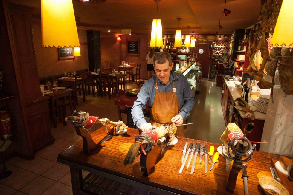 Bar restaurante La Jamonería de Zaragoza.