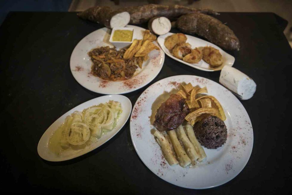 Restaurante El Paladar de Zaragoza, especializado en comida cubana.