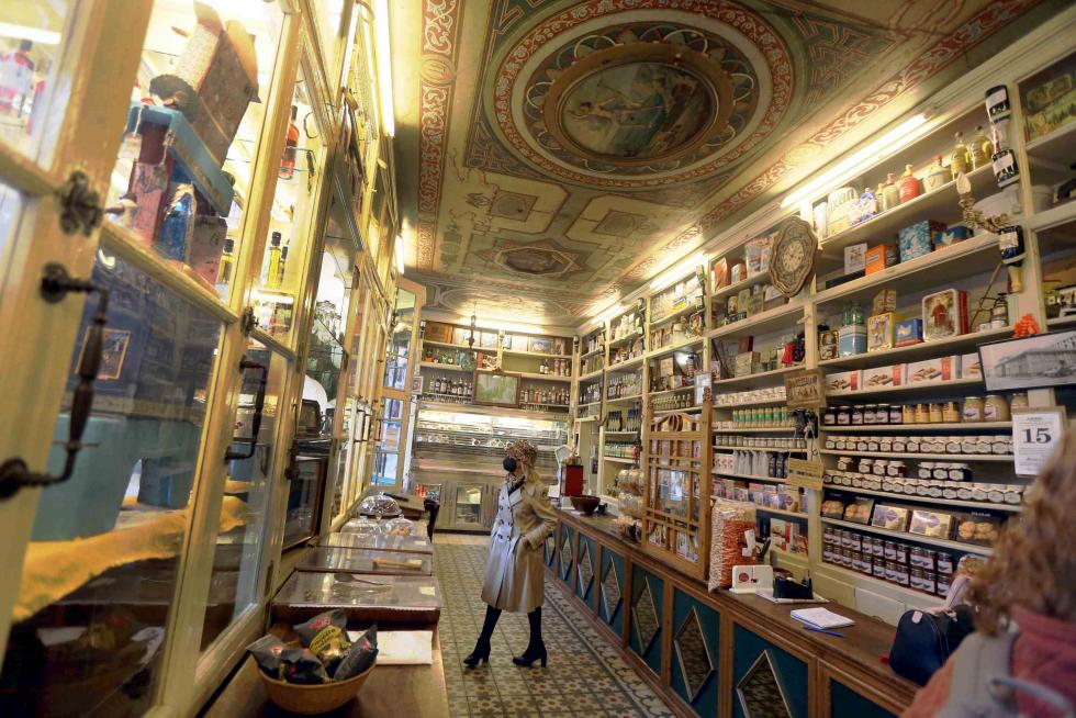 Tienda de ultramarinos La Confianza, en Huesca