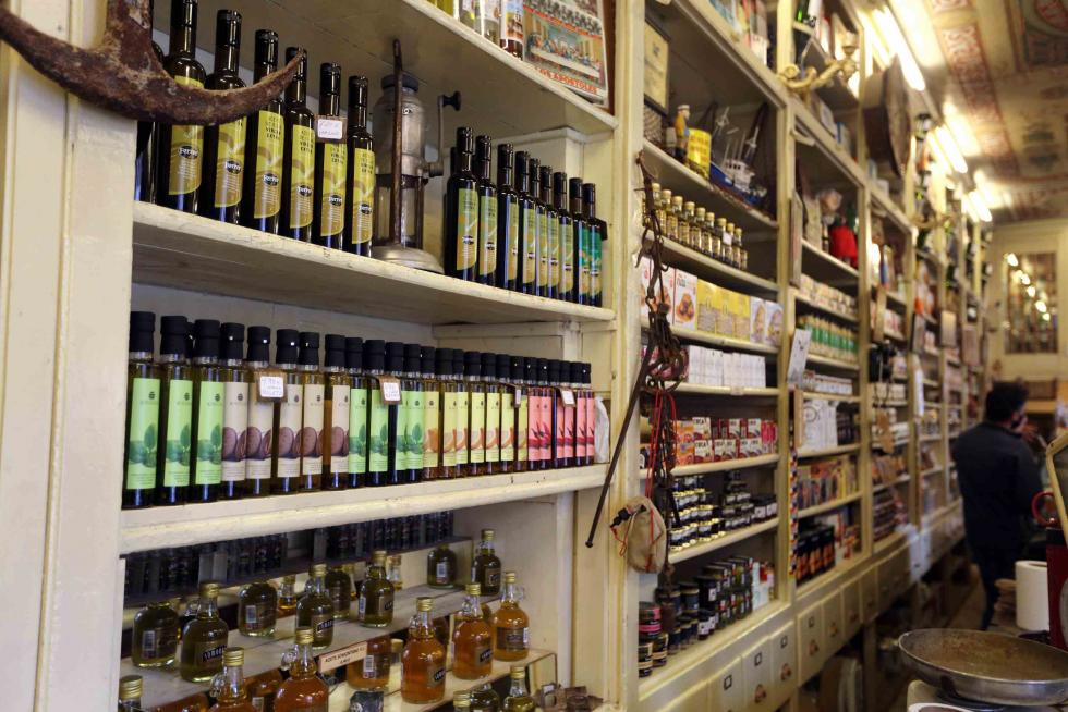Tienda de ultramarinos La Confianza, en Huesca