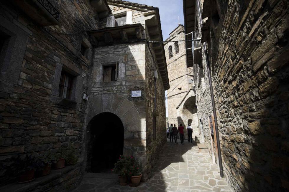 Una calle de El Pueyo de Aragüás