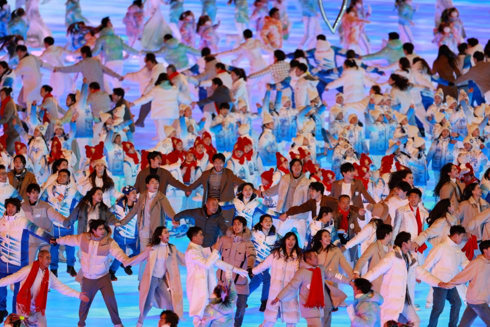 2022 Beijing Olympics - Closing Ceremony - National Stadium, Beijing, China - February 20, 2022. The cauldron and performers are seen during the closing ceremony. REUTERS/Kim Hong-Ji OLYMPICS-2022-CLOSING/