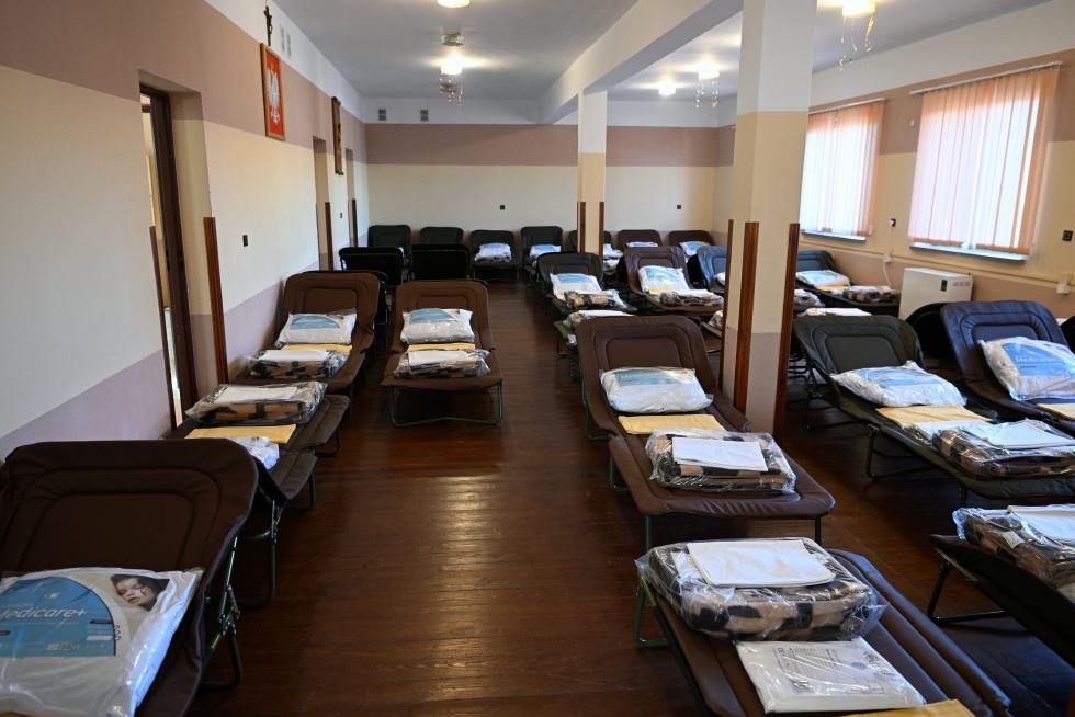 Polonia prepara los centros para refugiados ucranianos que huyan del país tras el ataque ruso