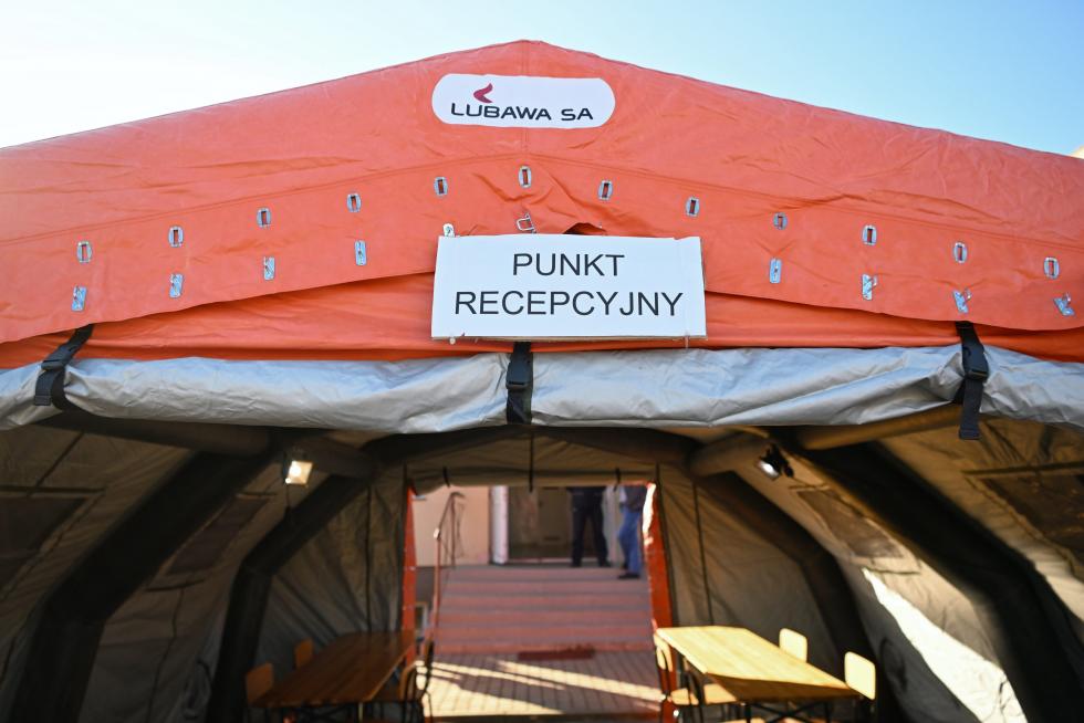 Polonia prepara los centros para refugiados ucranianos que huyan del país tras el ataque ruso