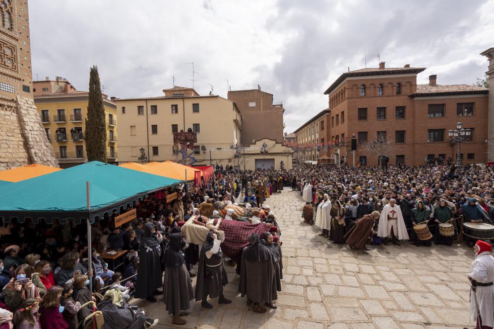 Imágenes del cuarto y último día de las Bodas de Isabel en Teruel: la muerte de los amantes