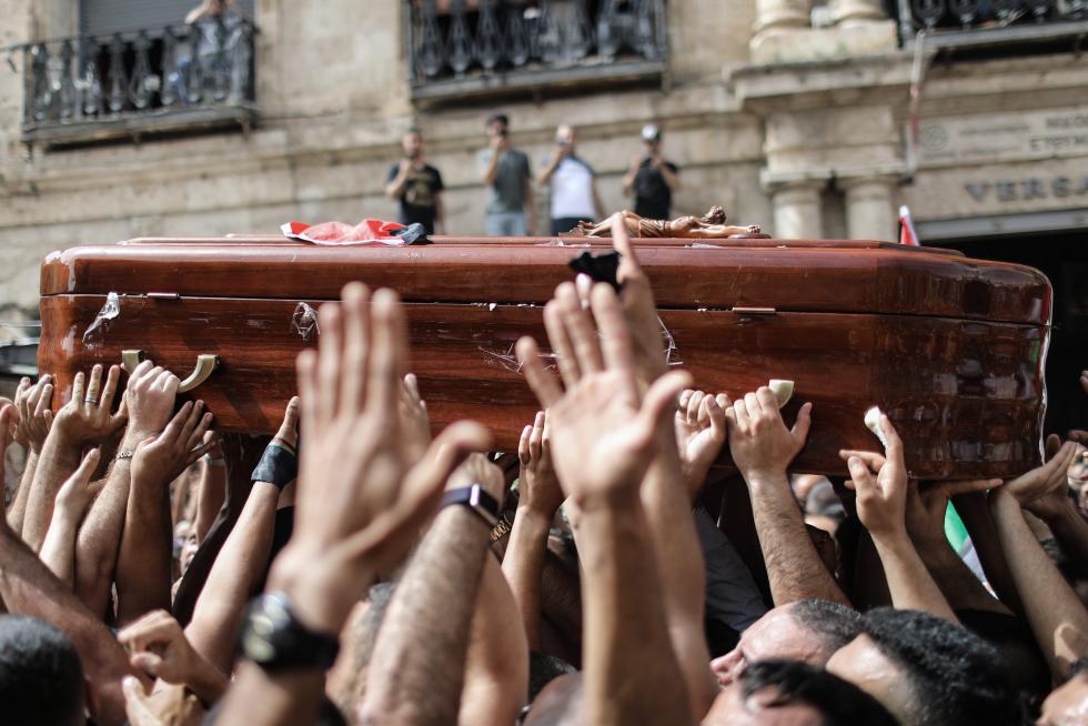 Enfrentamientos en el funeral de la periodista palestina asesinada