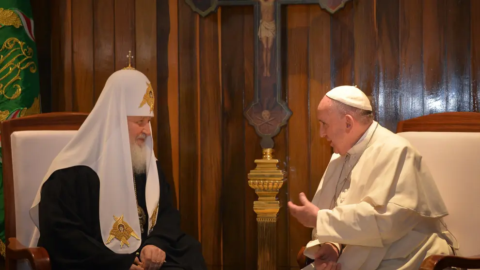 El papa Francisco se reúne con el patriarca Ortodoxo ruso