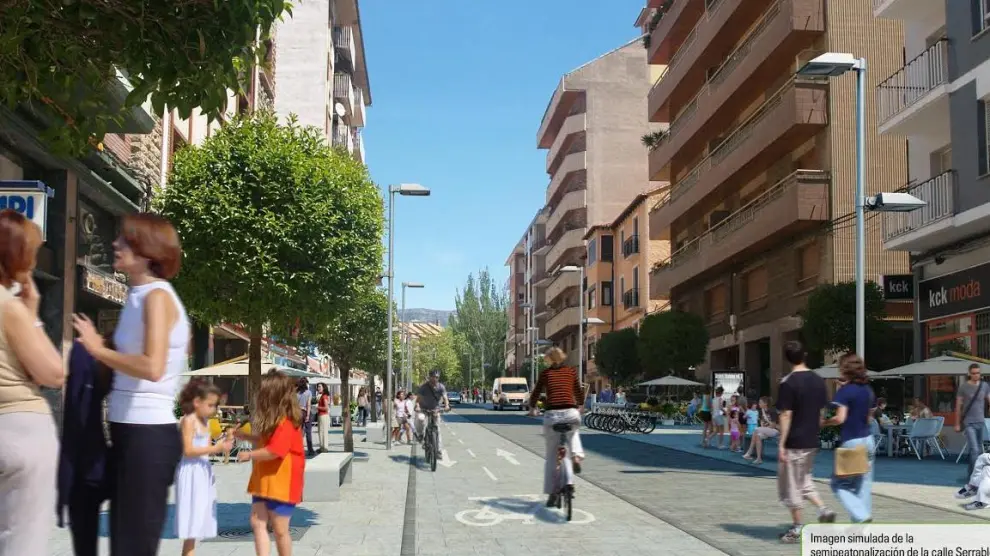 Simulación de la semipeatonalización de la calle de Serrablo de Sabiñánigo.