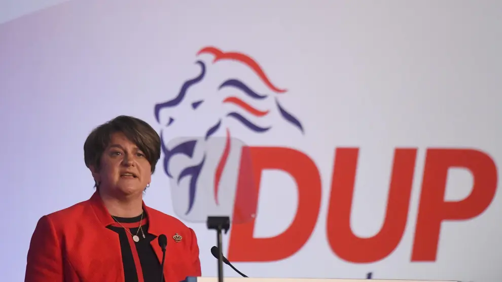 Arlene Foster, líder del Partido Democrático Unionista (DUP) de Irlanda del Norte.