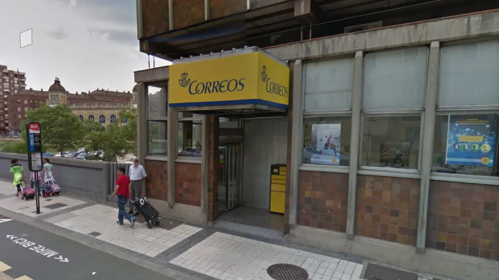 Una oficina de Correos, en Zaragoza.