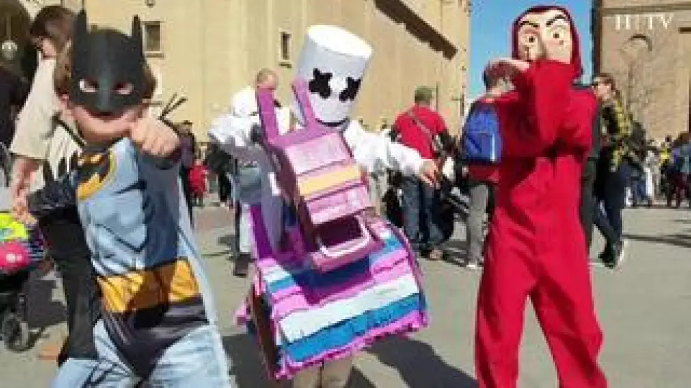 Los niños y sus disfraces han sido los protagonistas del carnaval infantil de Zaragoza. Este es el top ten que propone Heraldo TV para ellos.