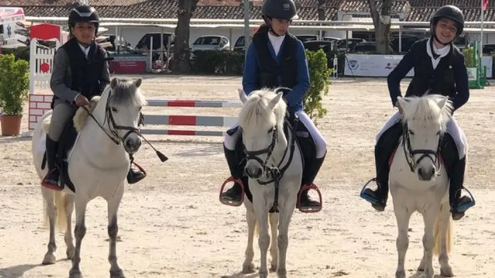 Deportistas del Pony Club Aragón en el Trofeo Infanta Elena de ponis