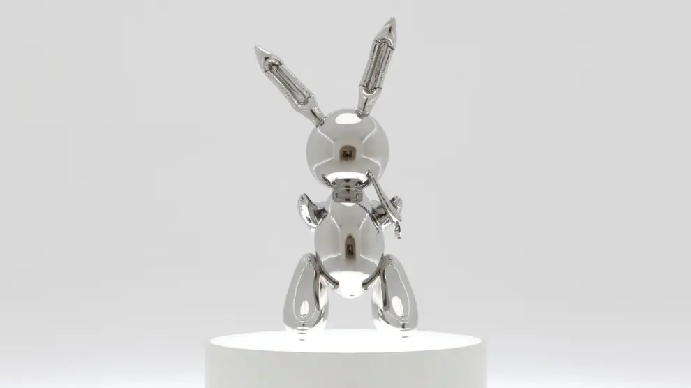A 1986 "Rabbit" sculpture by American pop artist Jeff Koons is on display in this image released by Christie's auction in New York, U.S., May 16, 2019.   Courtesy Christie's/Handout via REUTERS  ATTENTION EDITORS - THIS IMAGE HAS BEEN SUPPLIED BY A THIRD PARTY. NO RESALES. NO ARCHIVES. [[[REUTERS VOCENTO]]] ART-AUCTION/KOONS