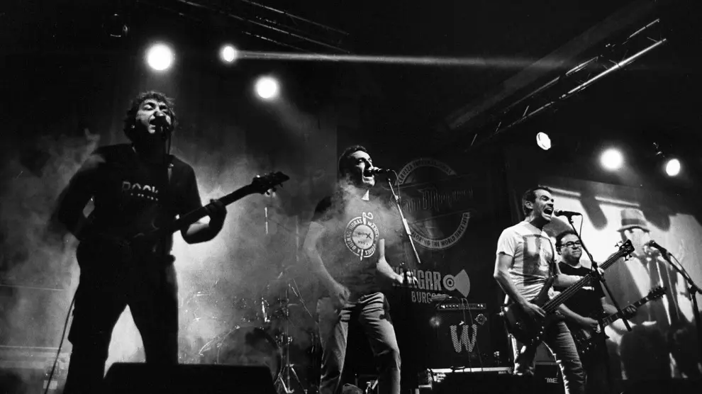 El grupo de rock belchitano 20 de Kopas tocará en el Belchite Music Night.