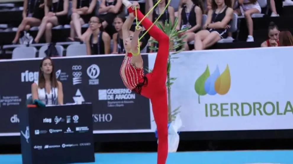 La aragonesa Alba Saiz (CEGRZ 1), a la finales con cuerda en categoría júnior