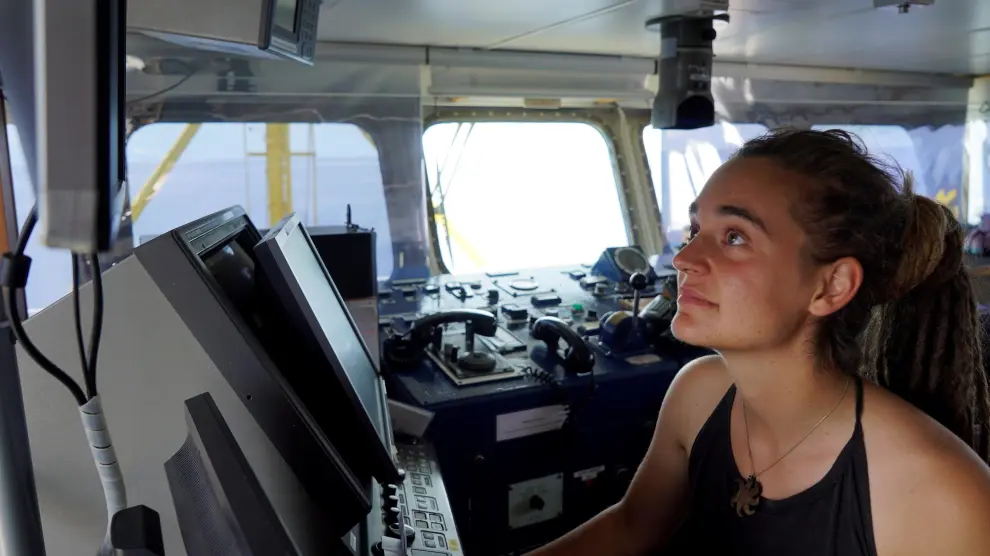 La capitana del barco Sea Watch 3, Carola Rackete, ha sido detenida tras desembarcar en Lampedusa