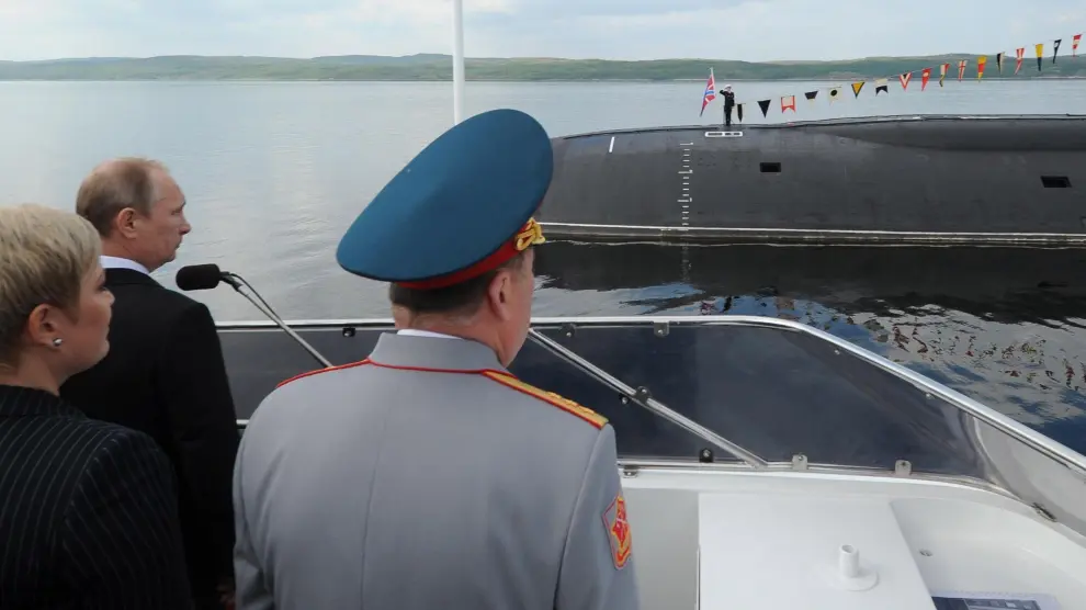 Imagen de archivo que muestra a Putin durante una visita a un submarino, durante el Día de la Marina en Rusia.