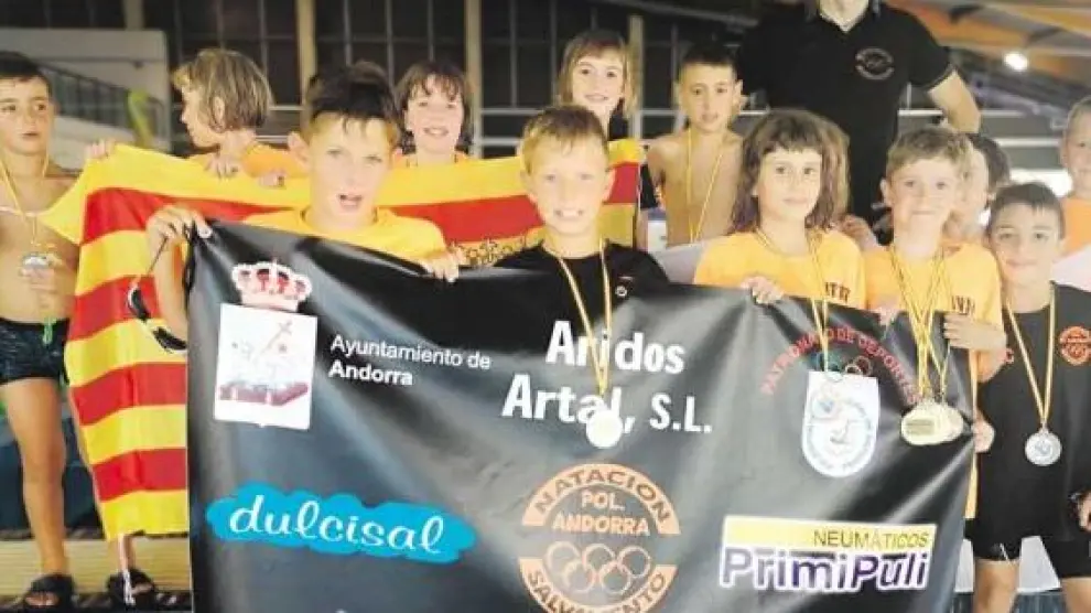 La representación del Polideportivo Andorra en el Nacional de salvamento y socorrismo de Valencia