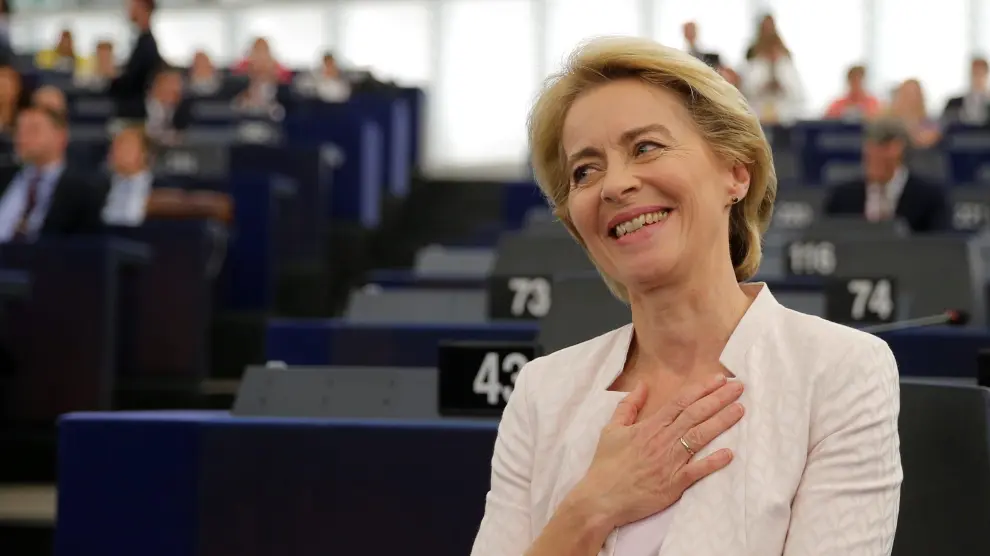 Elected European Commission President Ursula von der Leyen reacts after a vote on her election at the European Parliament in Strasbourg, France, July 16, 2019. REUTERS/Vincent Kessler [[[REUTERS VOCENTO]]] EU-JOBS/VONDERLEYEN-VOTE
