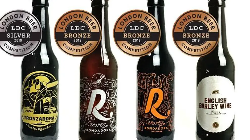 Las cuatro cervezas de la marca de Sobrarbe premiadas en el concurso de Londres.