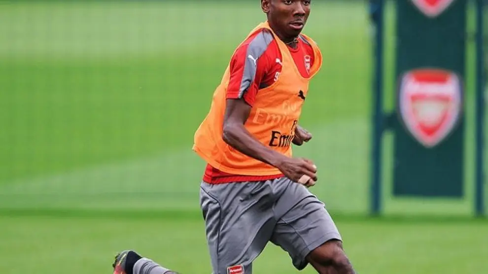 Kelechi Nwakali, en un entrenamiento con el Arsenal.