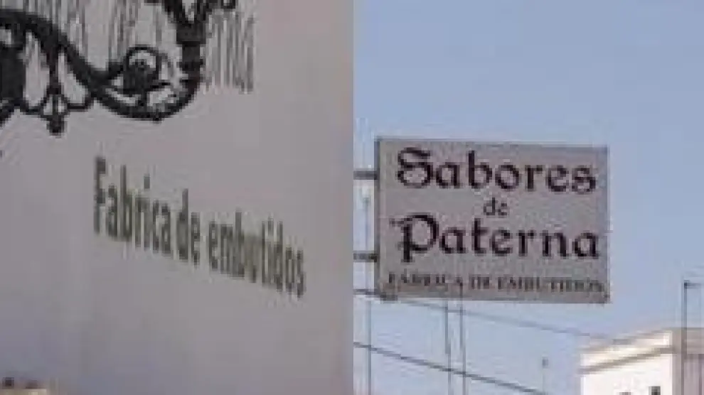 La alerta sanitaria por listeriosis vuelve a activarse. Esta vez la alarma suena en "Sabores de Paterna", una fábrica gaditana que ya ha sido cerrada de manera cautelar y cuyos productos se están retirando.