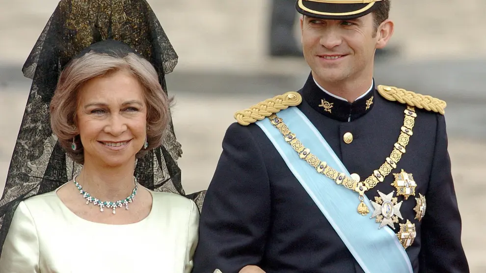 Doña Sofía eligió a Margarita Nuez para su traje de madrina en la boda de su hijo.