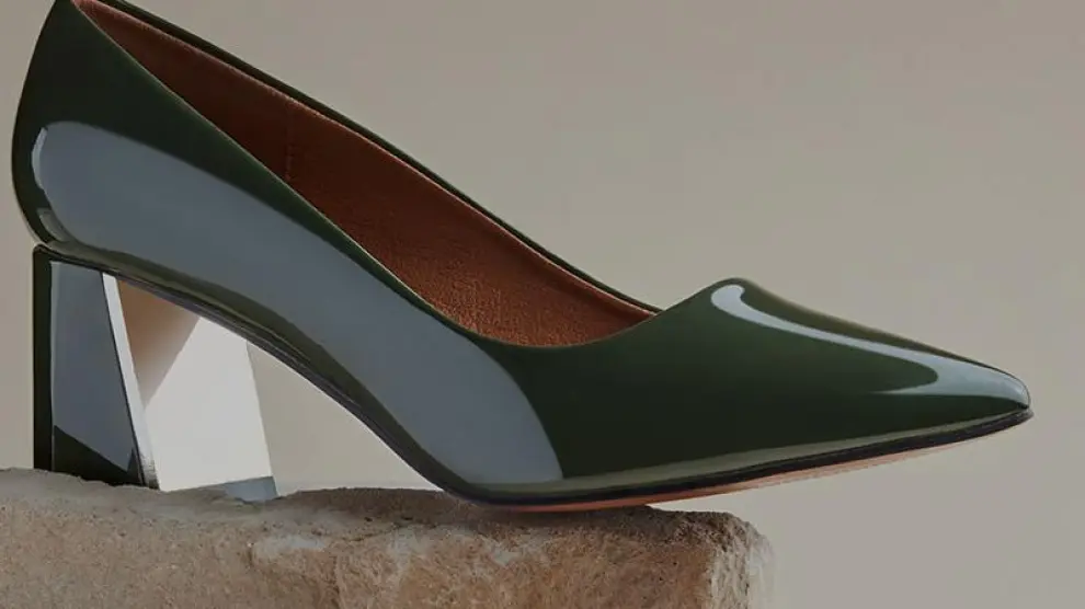 Un zapato de la más reciente colección de MaryPaz.