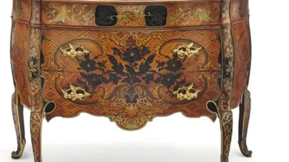 La cómoda diseñada por Mattia Gasparini para Carlos III.