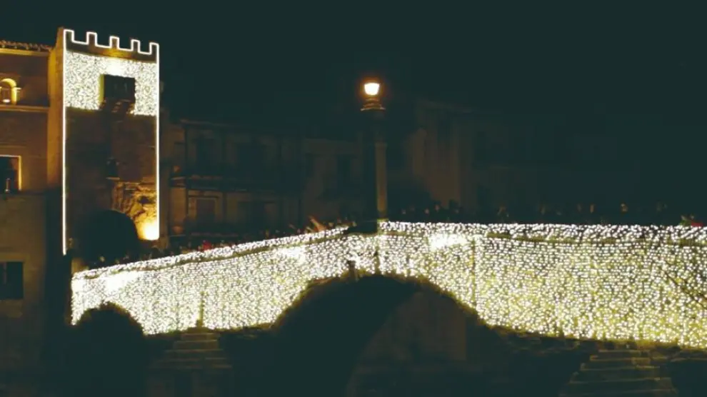 Iluminación navideña en Valderrobres.