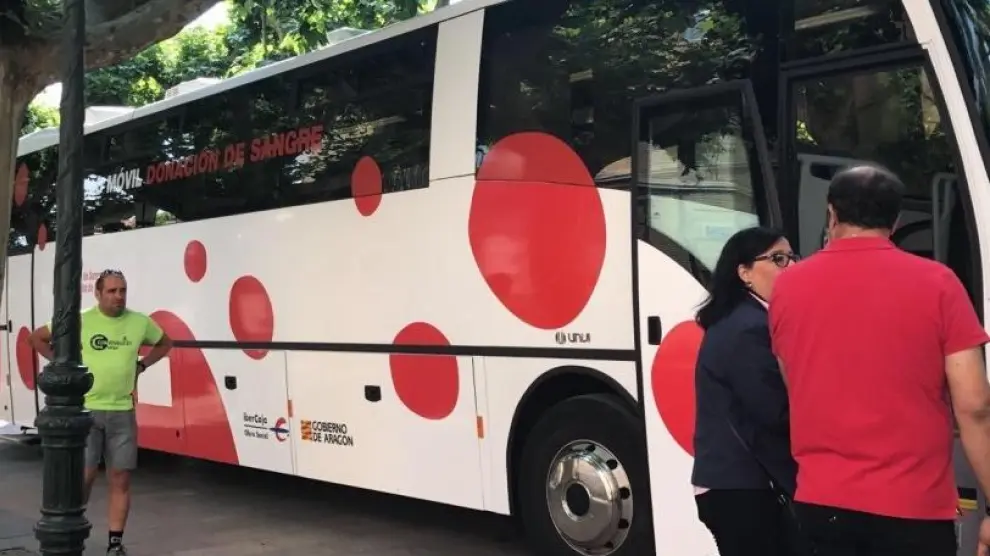 Autobús de la III Maratón de Donación de Sangre, en 2017.