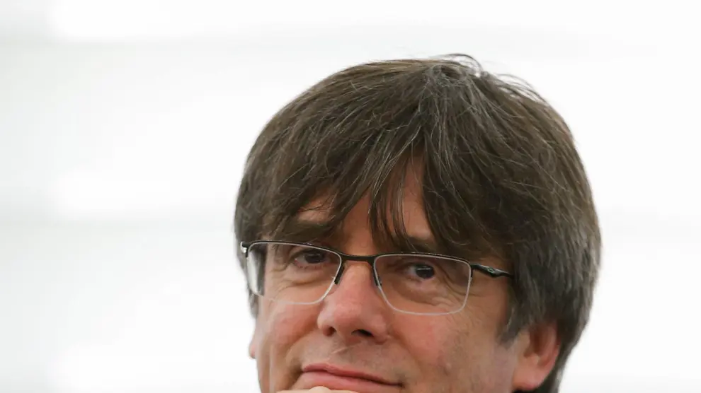 Former member of the Catalan government Carles Puigdemont looks on as he attends his first plenary session as member of the European Parliament in Strasbourg, France, January 13, 2020. REUTERS/Vincent Kessler [[[REUTERS VOCENTO]]] SPAIN-POLITICS/CATALONIA-EU