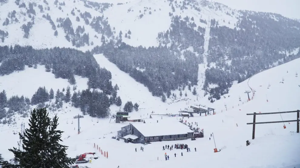 La estación de Cerler ha acumulado 20 cm de nieve nueve desde el domingo.