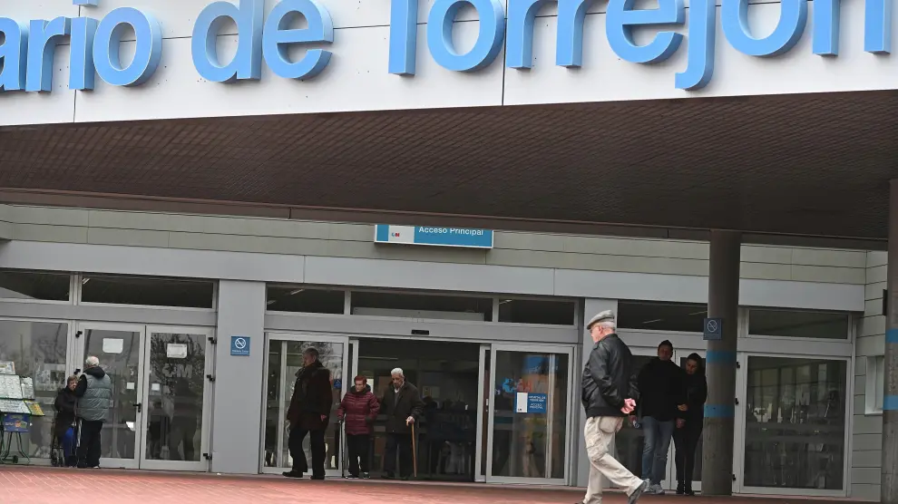 Entrada al Hospital de Torrejón, donde se sitúa uno de los focos de coronavirus de la Comunidad de Madrid.